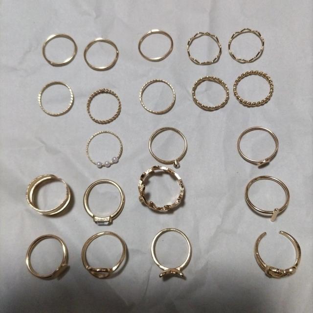 未使用 レディースリング 21個セット < 女性アクセサリー/時計 未使用 レディースリング 21個セット < 女性アクセサリー/時計の
