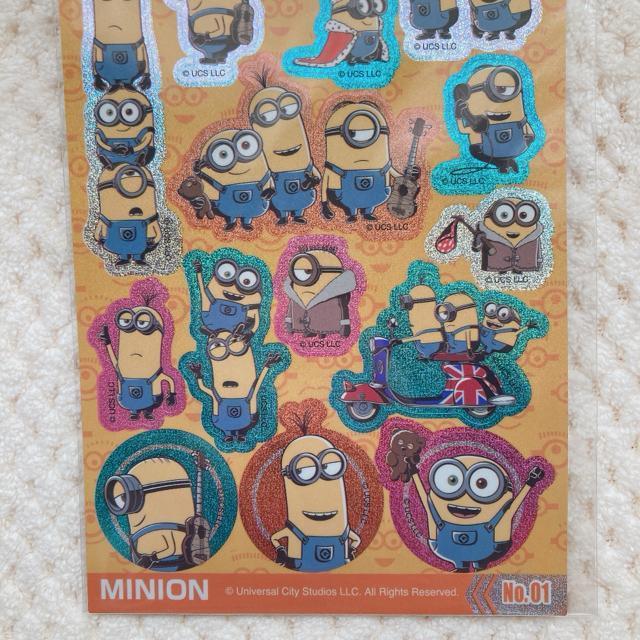 新品 ミニオン ホログラム シール ステッカー デコ コラージュ シール帳 No.01 N2m < インテリア/ライフ 新品 ミニオン ホログラム シール ステッカー デコ コラージュ シール帳 No.01 N2m < インテリア/ライフの