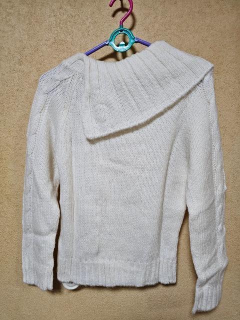 Mサイズ/ホワイト/ボタンデザインが可愛い/長袖ワイドタートルネックニット新品 < 女性ファッション Mサイズ/ホワイト/ボタンデザインが可愛い/長袖ワイドタートルネックニット新品 < 女性ファッションの
