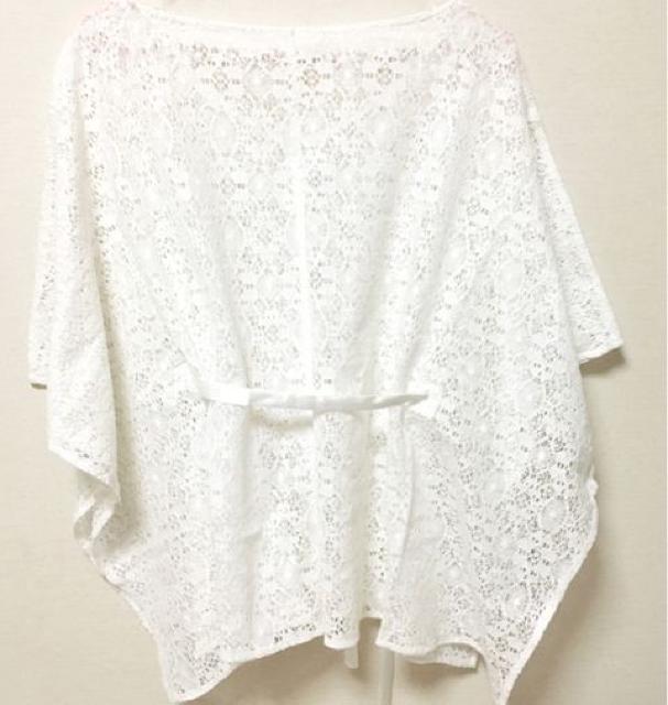 【美品】花柄レースポンチョ/GU/ホワイト/M/サテンリボン < 女性ファッション  【美品】花柄レースポンチョ/GU/ホワイト/M/サテンリボン < 女性ファッションの