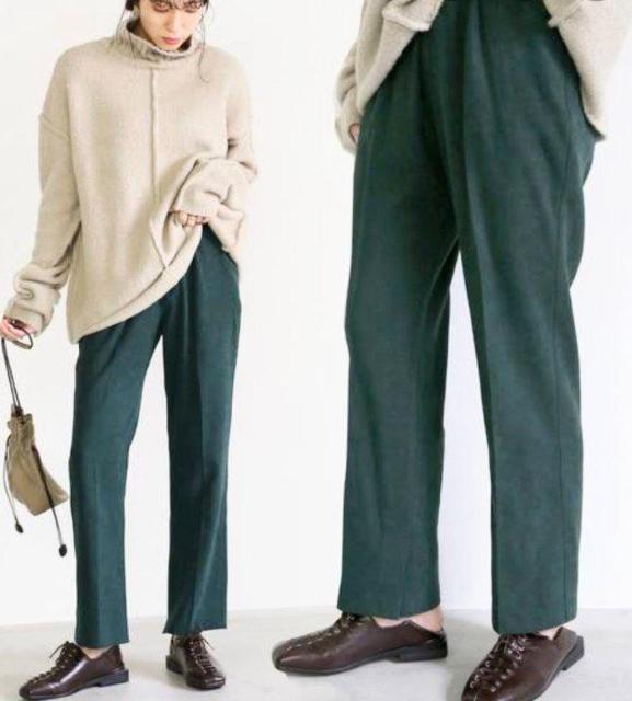 美品★ストレートパンツ★レディース★スウェード調★ダークグリーン★シンプル★レディースパンツ★体型カバー★コーディネート★送料無料 < 女性ファッション  美品★ストレートパンツ★レディース★スウェード調★ダークグリーン★シンプル★レディースパンツ★体型カバー★コーディネート★送料無料 < 女性ファッションの