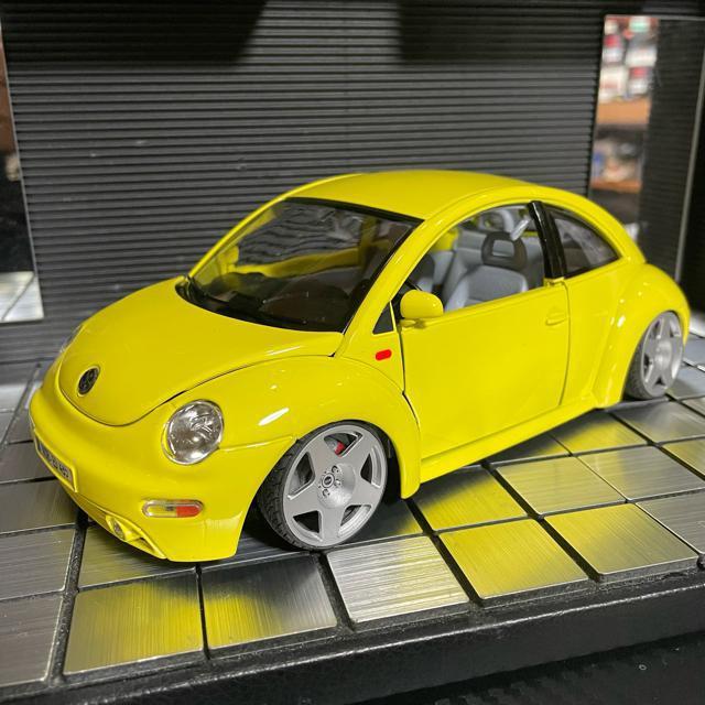 ブラーゴ 1/18 フォルクスワーゲン ニュ-ビートル(カスタム仕様) < ホビー  ブラーゴ 1/18 フォルクスワーゲン ニュ-ビートル(カスタム仕様) < ホビーの