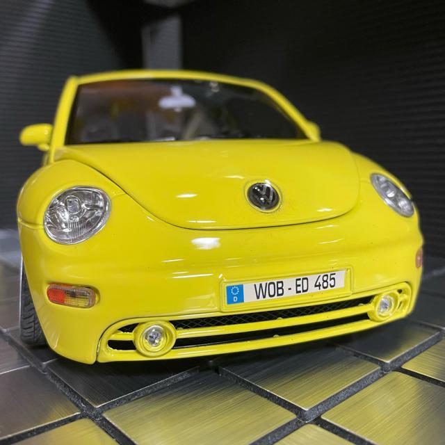 ブラーゴ 1/18 フォルクスワーゲン ニュ-ビートル(カスタム仕様) < ホビー  ブラーゴ 1/18 フォルクスワーゲン ニュ-ビートル(カスタム仕様) < ホビーの