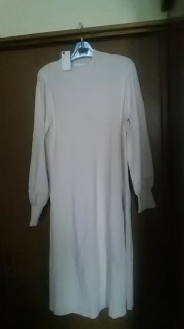 25*新品*GU *ロングワンピース < ブランド  25*新品*GU *ロングワンピース  < ブランドの