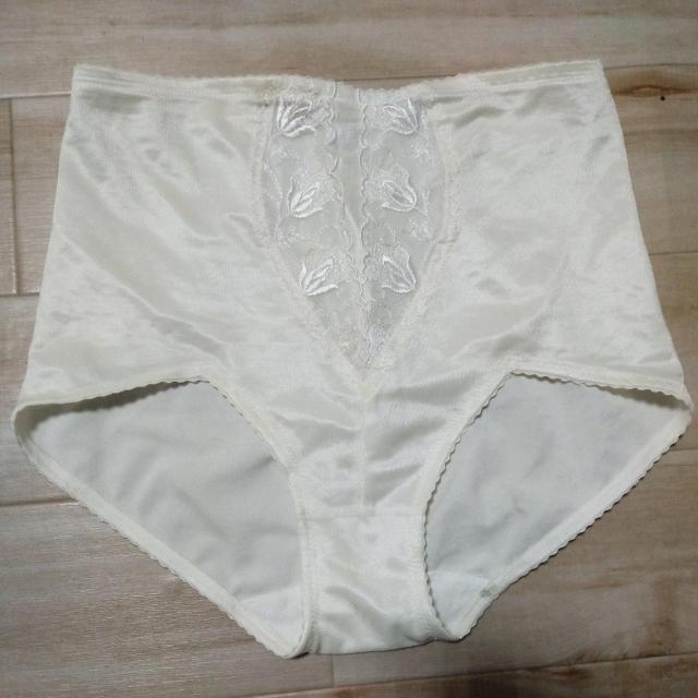 ワコールガードル76 < 女性ファッション ワコールガードル76 < 女性ファッションの