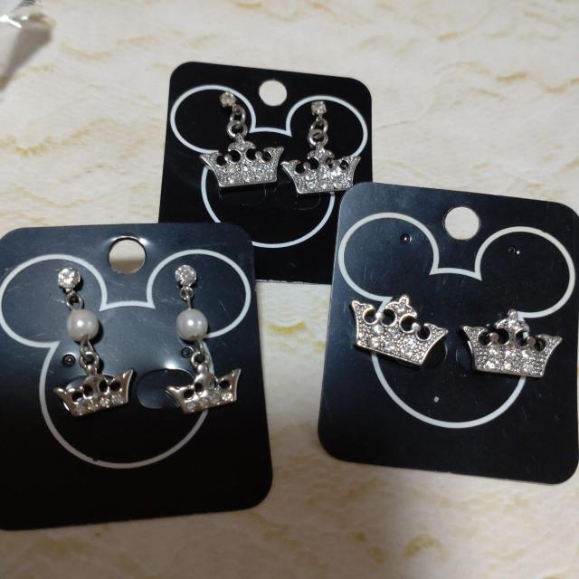 シルバー色王冠モチーフピアス3点セット < 女性アクセサリー/時計  シルバー色王冠モチーフピアス3点セット  < 女性アクセサリー/時計の