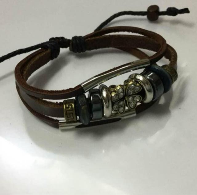 レザーブレスレット クローバー 管理番号Rbー01 < 男性アクセサリー/時計  レザーブレスレット クローバー 管理番号Rbー01 < 男性アクセサリー/時計の