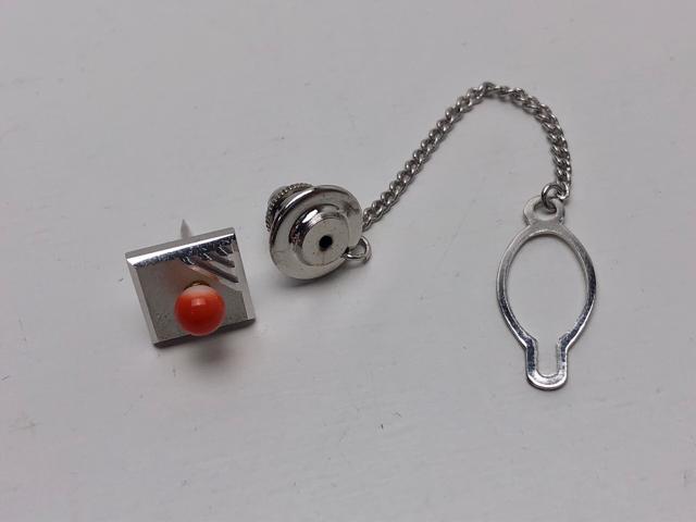 B046 美品★ 本珊瑚 サンゴ タイピン タイタック < 男性アクセサリー/時計  B046 美品★ 本珊瑚 サンゴ タイピン タイタック < 男性アクセサリー/時計の