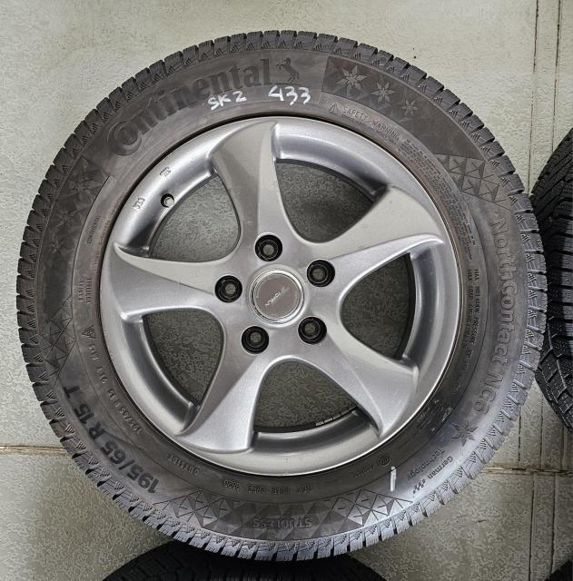 ブリヂストン TOPRUN 15インチ 15in 6J+45 114.3 コンチネンタルNC6冬用 4本セット195/65R15 < 自動車/バイク ブリヂストン TOPRUN 15インチ 15in 6J+45 114.3 コンチネンタルNC6冬用 4本セット195/65R15 < 自動車/バイク