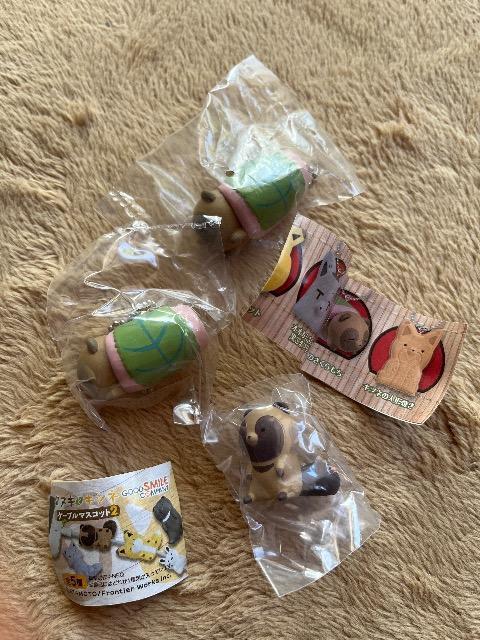 タヌキとキツネ まとめて ケーブルマスコット2 タヌキ タヌキとさくらもちキーホルダー2つ < おもちゃ  タヌキとキツネ まとめて ケーブルマスコット2 タヌキ タヌキとさくらもちキーホルダー2つ  < おもちゃの