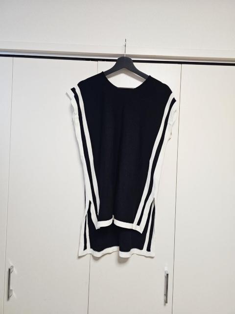 GRAND Paris 黒白バイカラー アシンメトリー ロングニット M-L < 女性ファッション GRAND Paris 黒白バイカラー アシンメトリー ロングニット M-L < 女性ファッションの