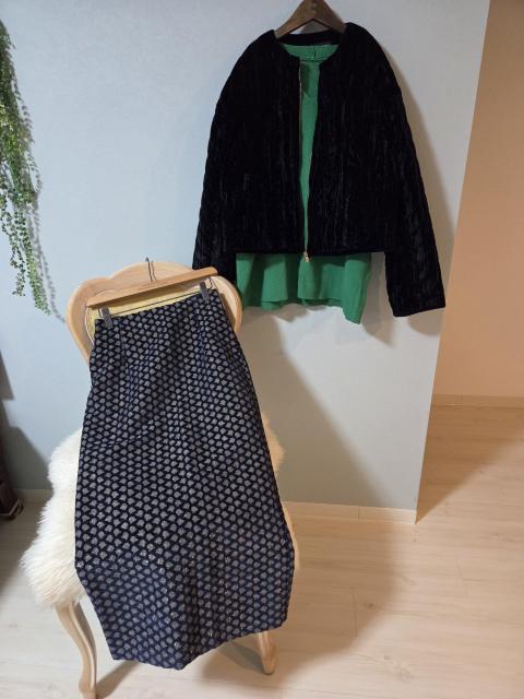 Te'chichi�X�J�[�g���R�[�f�����C�ɃS�[���h�̃����O�X�J�[�g  �� �u�����h�� 