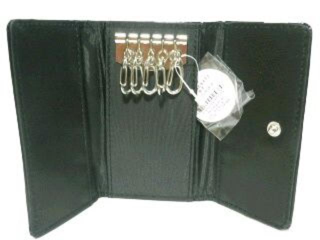 可愛い♪通学.通勤に リボンエナメル5連キーケース ブラック×ホワイト < 女性ファッション 可愛い♪通学.通勤に リボンエナメル5連キーケース ブラック×ホワイト < 女性ファッションの