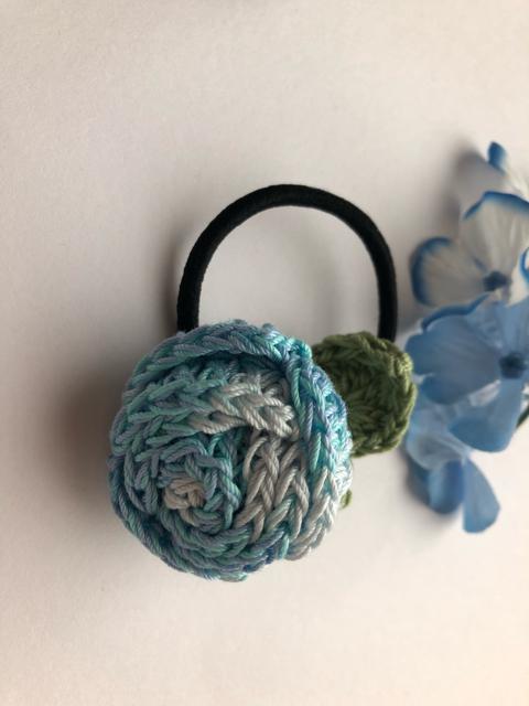 ハンドメイド ヘアゴム 巻き巻き薔薇♪ ライトブルーミックス < 女性ファッション  ハンドメイド ヘアゴム 巻き巻き薔薇♪ ライトブルーミックス < 女性ファッションの