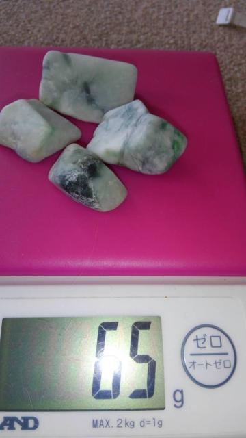 翡翠原石!4個セット!日本産!新潟県糸魚川市産!直接買い付け!全65g < インテリア/ライフ  翡翠原石!4個セット!日本産!新潟県糸魚川市産!直接買い付け!全65g  < インテリア/ライフの