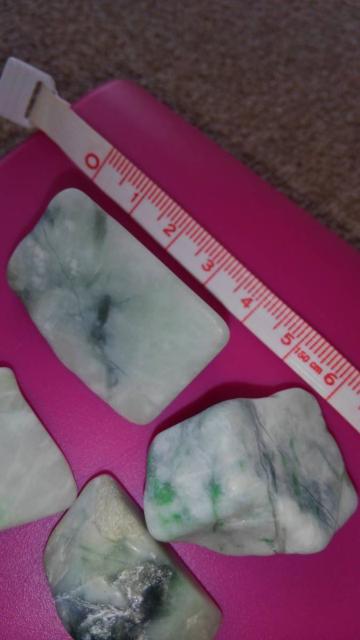 翡翠原石!4個セット!日本産!新潟県糸魚川市産!直接買い付け!全65g < インテリア/ライフ  翡翠原石!4個セット!日本産!新潟県糸魚川市産!直接買い付け!全65g < インテリア/ライフの