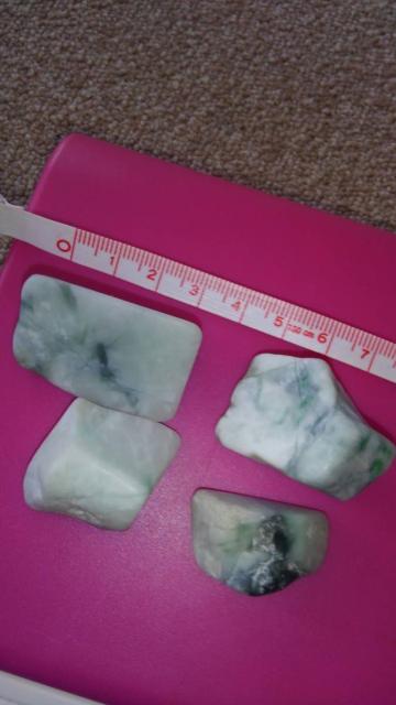 翡翠原石!4個セット!日本産!新潟県糸魚川市産!直接買い付け!全65g < インテリア/ライフ  翡翠原石!4個セット!日本産!新潟県糸魚川市産!直接買い付け!全65g < インテリア/ライフの