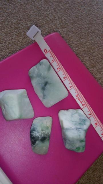 翡翠原石!4個セット!日本産!新潟県糸魚川市産!直接買い付け!全65g < インテリア/ライフ  翡翠原石!4個セット!日本産!新潟県糸魚川市産!直接買い付け!全65g < インテリア/ライフの