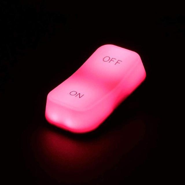 新品■スイッチ型LEDライト ピンク ナイトランプ ベッドサイドランプ フットライトetc < 家電/AV  新品■スイッチ型LEDライト ピンク ナイトランプ ベッドサイドランプ フットライトetc < 家電/AVの