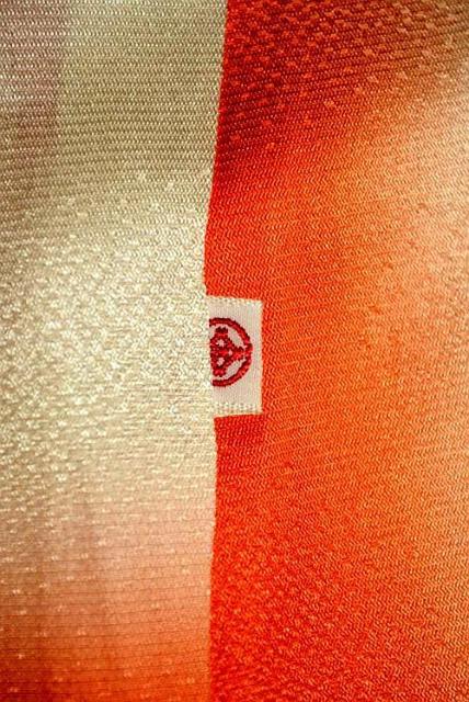 【最高級】美品 金彩 金駒シシュウ 花籠文 重ね衿付き 松坂屋扱い 振袖 身丈159cm 裄丈64.5cm T3458 < 女性ファッション  【最高級】美品 金彩 金駒シシュウ 花籠文 重ね衿付き 松坂屋扱い 振袖 身丈159cm 裄丈64.5cm T3458 < 女性ファッションの