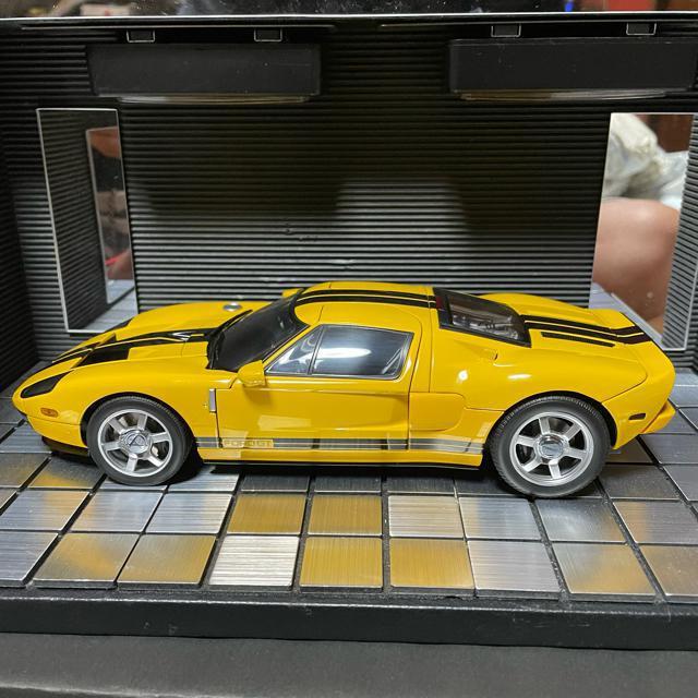 未展示品 オートアート 1/18 フォード GT 2004 イエロー/ブラックストライプ < ホビー  未展示品 オートアート 1/18 フォード GT 2004 イエロー/ブラックストライプ < ホビーの