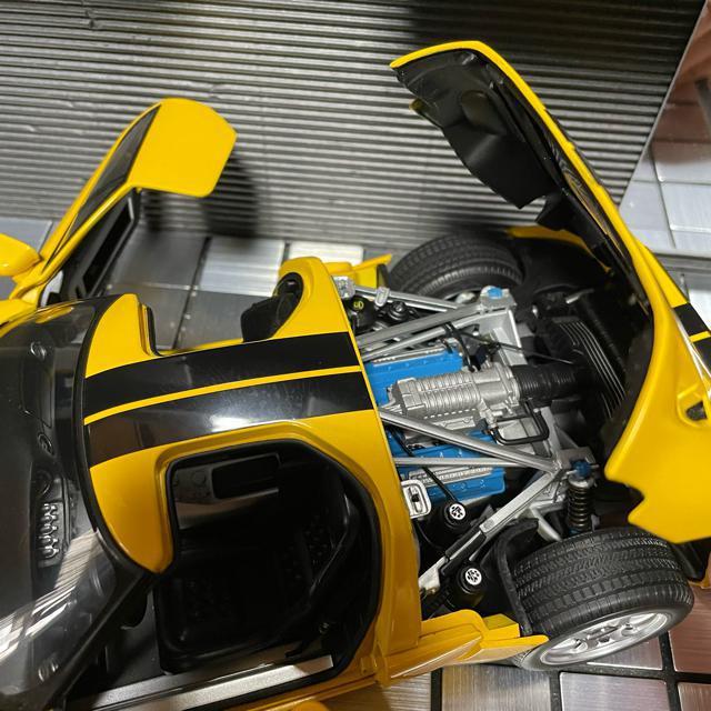 未展示品 オートアート 1/18 フォード GT 2004 イエロー/ブラックストライプ < ホビー  未展示品 オートアート 1/18 フォード GT 2004 イエロー/ブラックストライプ < ホビーの