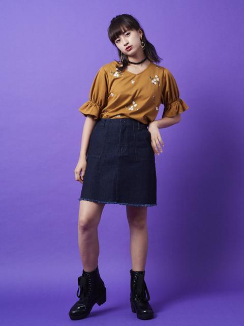 E hyphen world gallery peaceフロント刺繍プルオーバー < ブランド  E hyphen world gallery peaceフロント刺繍プルオーバー < ブランドの