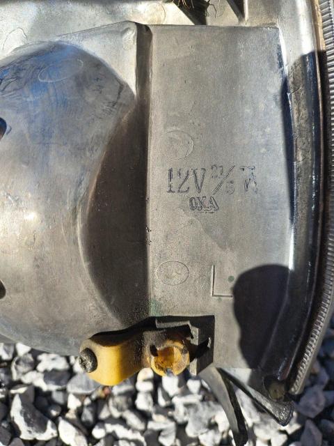 Y31セドリック グロリア ウインカー部分 左右 < 自動車/バイク Y31セドリック グロリア ウインカー部分 左右 < 自動車/バイク