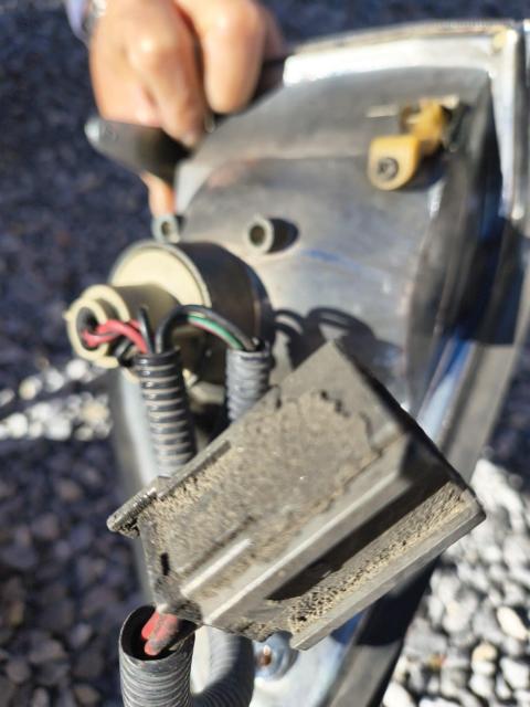 Y31セドリック グロリア ウインカー部分 左右 < 自動車/バイク Y31セドリック グロリア ウインカー部分 左右 < 自動車/バイク