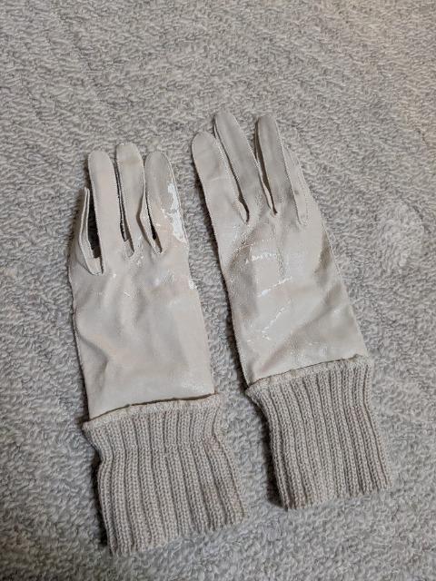 GUESS ���U�[���  �� �����t�@�b�V������ 