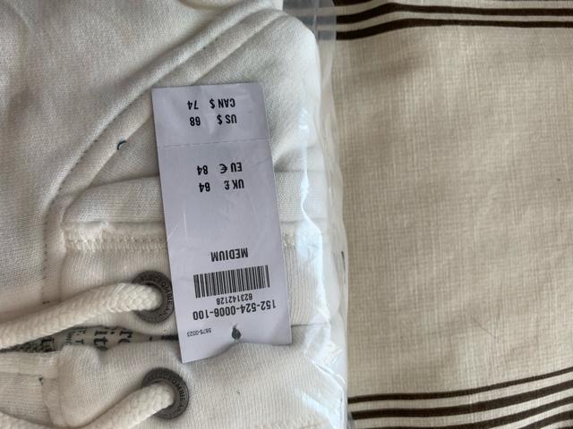 アバクロパーカー新品未使用 < 女性ファッション  アバクロパーカー新品未使用 < 女性ファッションの