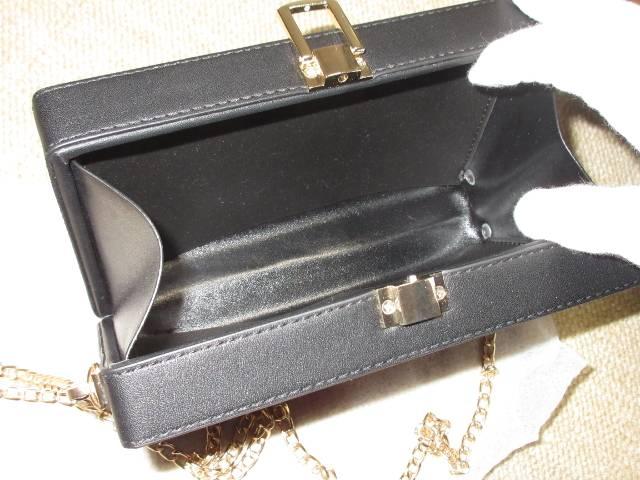 未使用☆チェーンショルダーバッグ*スクエア*ハート*個性的 < 女性ファッション  未使用☆チェーンショルダーバッグ*スクエア*ハート*個性的 < 女性ファッションの