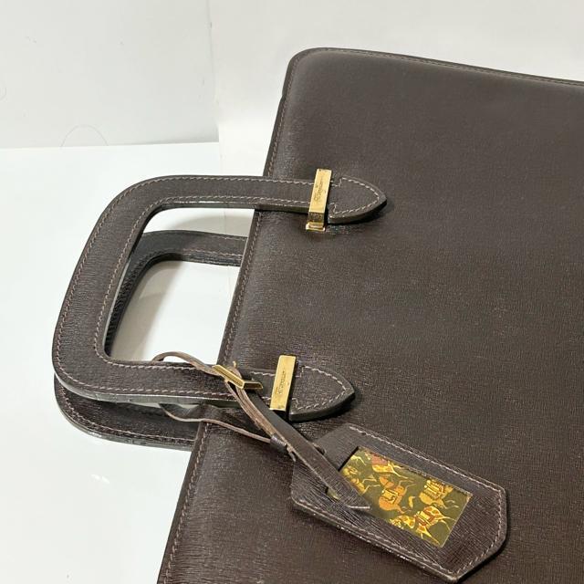 Salvatore Ferragamo �t�F���K�� �����Y ���S���� �J�[�t ���U�[ �r�W�l�X �o�b�O �u���E�� �S�[���h���� �� �u�����h�� 