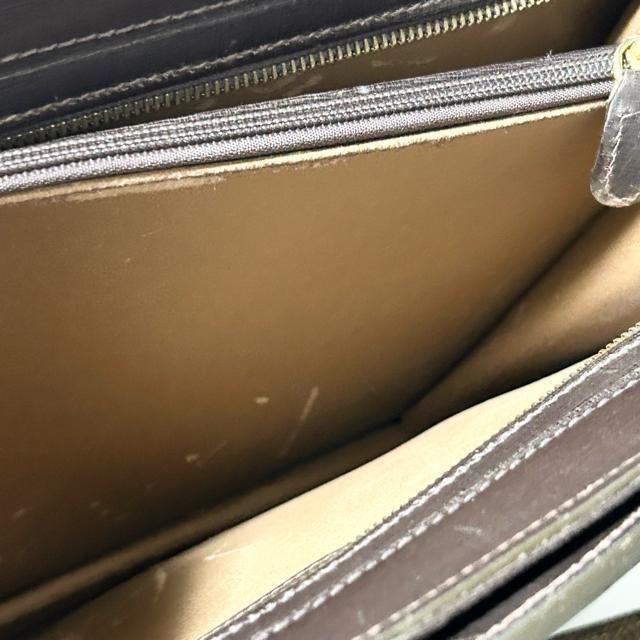 Salvatore Ferragamo �t�F���K�� �����Y ���S���� �J�[�t ���U�[ �r�W�l�X �o�b�O �u���E�� �S�[���h���� �� �u�����h�� 