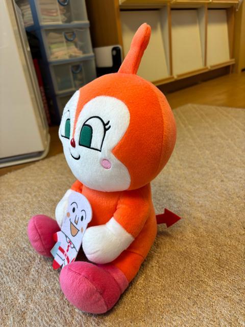 アンパンマン/みんななかよしぬいぐるみL/ドキンちゃん < おもちゃ アンパンマン/みんななかよしぬいぐるみL/ドキンちゃん < おもちゃの
