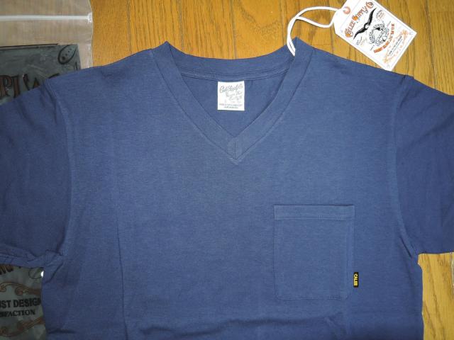 Vi CALEE L[ |Pbg VlbN TVc S  V Jbg\[ POCKET V NECK T-SHIRT  uh 