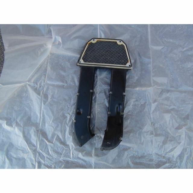 カワサキGPZ1000RX純正エアクリーナーの一部 !。 < 自動車/バイク カワサキGPZ1000RX純正エアクリーナーの一部 !。 < 自動車/バイク