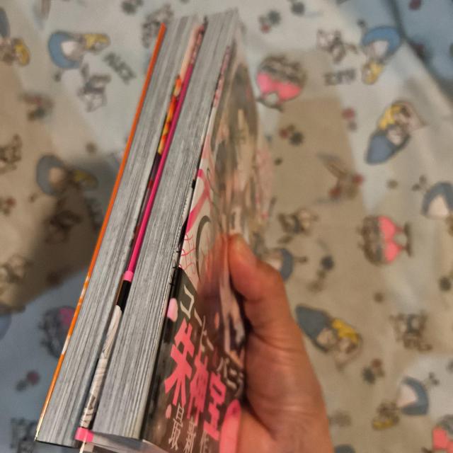 初版!透明カバー付!愛でて春〜呪われた公爵騎士様は溺愛する〜 2 全巻 < アニメ/コミック/キャラクター  初版!透明カバー付!愛でて春〜呪われた公爵騎士様は溺愛する〜 2 全巻 < アニメ/コミック/キャラクターの