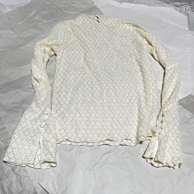 【タグ紛失】【ノーブランド扱い】 長袖 レース網み トップス / FR < 女性ファッション 【タグ紛失】【ノーブランド扱い】 長袖 レース網み トップス / FR < 女性ファッションの