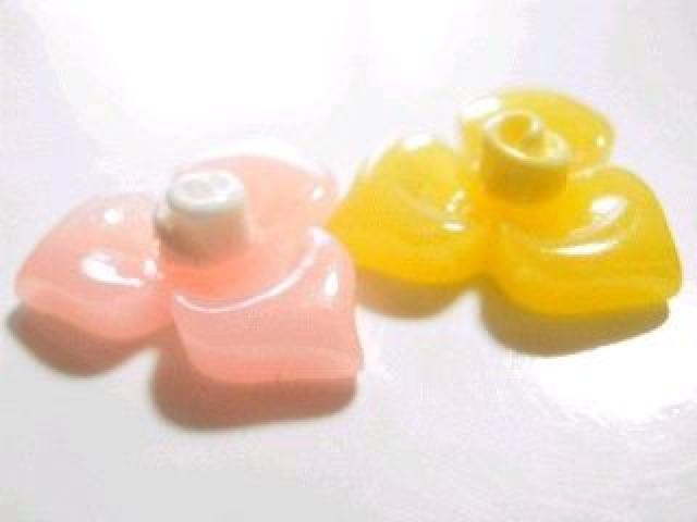 デコパーツ♪フラワーパーツ 2色2個セット < 香水/コスメ/ネイル デコパーツ♪フラワーパーツ 2色2個セット < 香水/コスメ/ネイルの