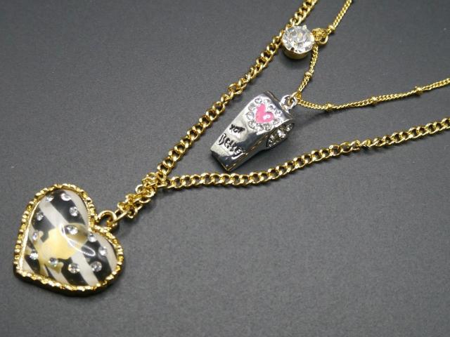 �V�i�S�X�����P�n�J���`�[�t�ƃX�J���n�[�g�l�b�N���X �� �����A�N�Z�T���[/���v�� 