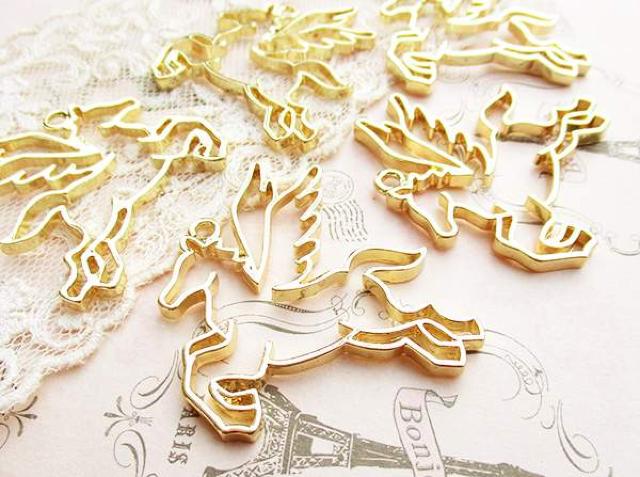 限定/ペガサス型レジン枠空枠10個ゴールド < ペット/手芸/園芸 限定/ペガサス型レジン枠空枠10個ゴールド < ペット/手芸/園芸の
