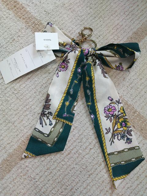 tocco closet obO`[@Vi  uh 
