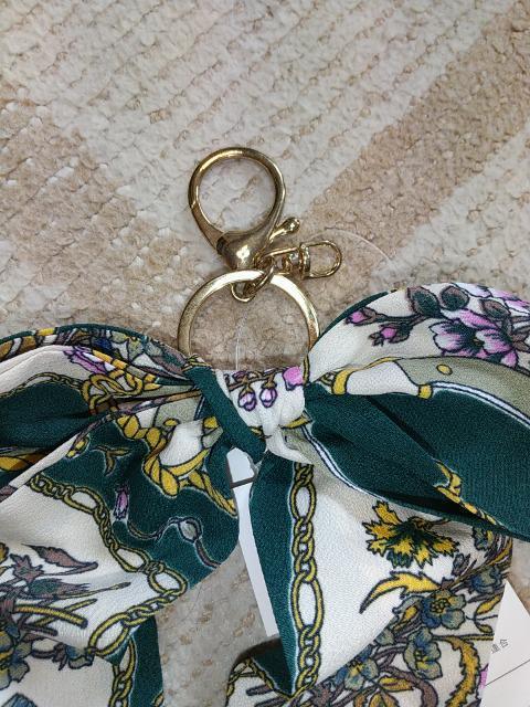 tocco closet obO`[@Vi  uh 