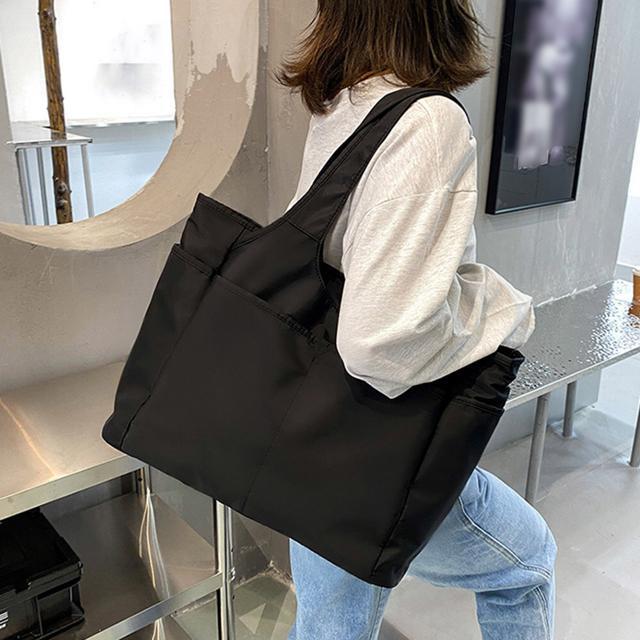 送料無料 新品 ナイロントートバッグ レディース 大容量 < 女性ファッション  送料無料 新品 ナイロントートバッグ レディース 大容量 < 女性ファッションの