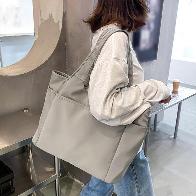 送料無料 新品 ナイロントートバッグ レディース 大容量 < 女性ファッション  送料無料 新品 ナイロントートバッグ レディース 大容量 < 女性ファッションの
