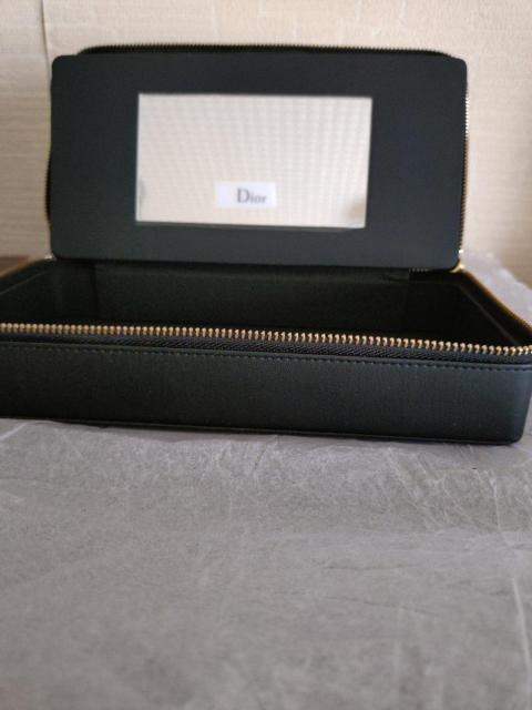 Dior@ojeB|[`@mxeB  t@bV 