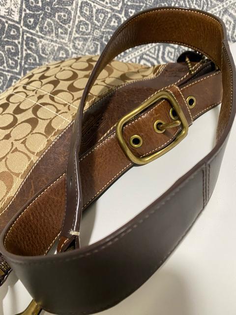 【良品】COACH コーチ シグネチャー ショルダーバッグ 斜め掛け ブラウン < ブランド  【良品】COACH コーチ シグネチャー ショルダーバッグ 斜め掛け ブラウン < ブランドの