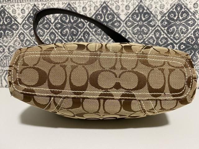 【良品】COACH コーチ シグネチャー ショルダーバッグ 斜め掛け ブラウン < ブランド  【良品】COACH コーチ シグネチャー ショルダーバッグ 斜め掛け ブラウン < ブランドの