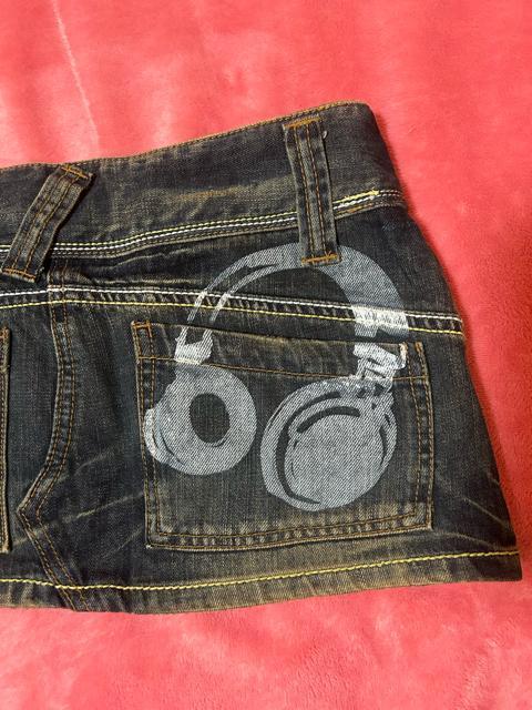 LB-03 デニム 色褪せ古着加工 ステッチ 二重ポケットでかジッパー バックプリント マイクロミニスカ 新品未使用 < ブランド LB-03 デニム 色褪せ古着加工 ステッチ 二重ポケットでかジッパー バックプリント マイクロミニスカ 新品未使用 < ブランドの